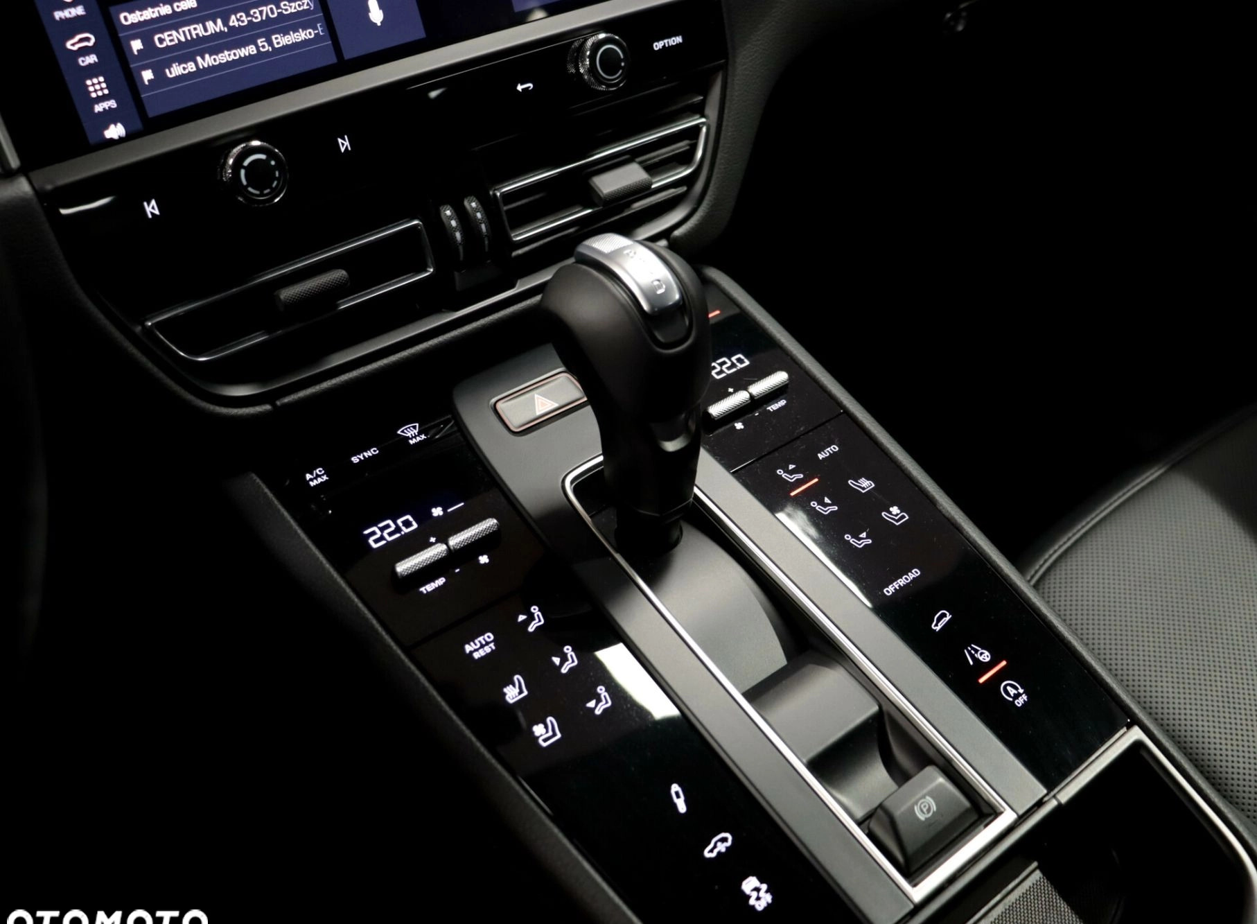 Porsche Macan cena 359000 przebieg: 2394, rok produkcji 2023 z Katowice małe 436